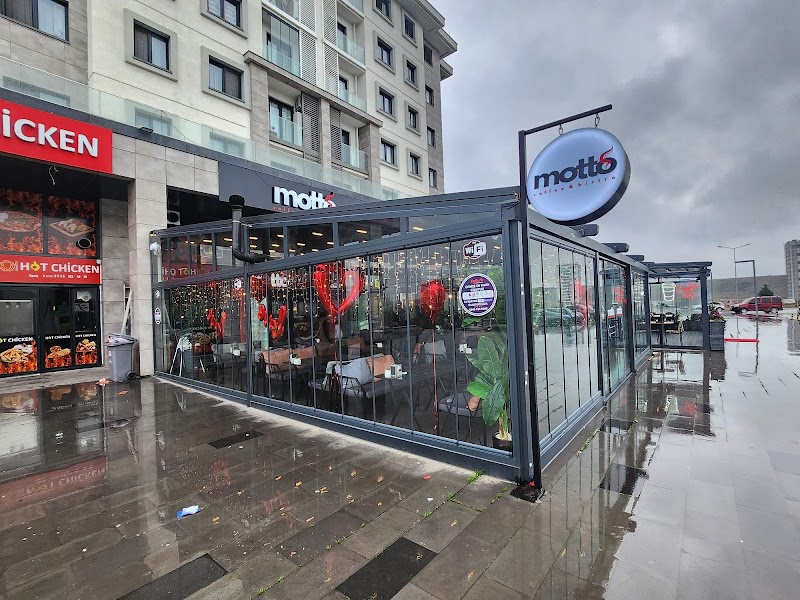 Motto Cafe & Bistro — Gebze